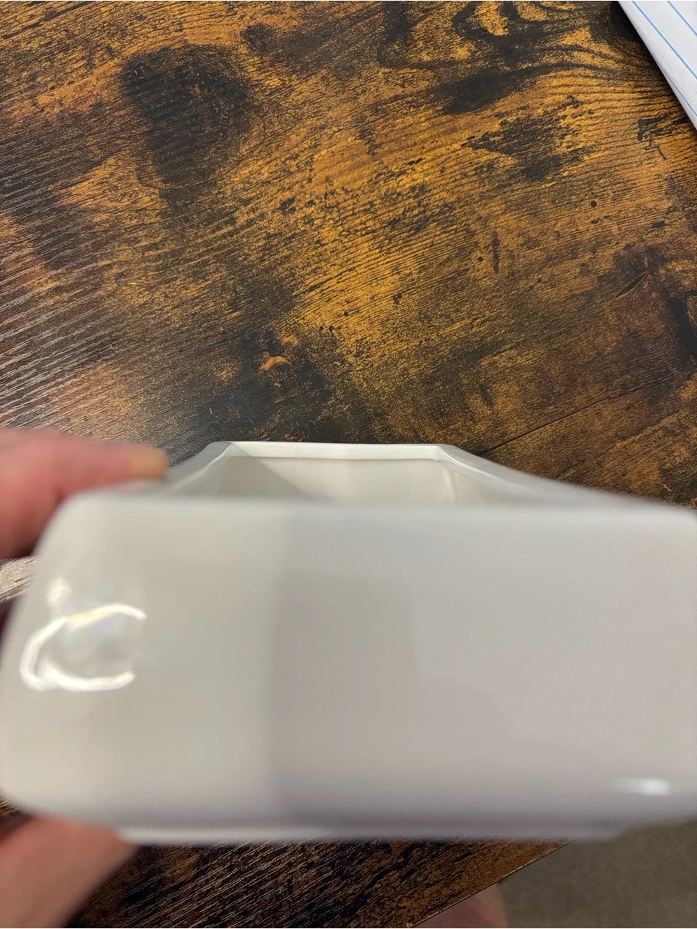 N/A white ceramic
